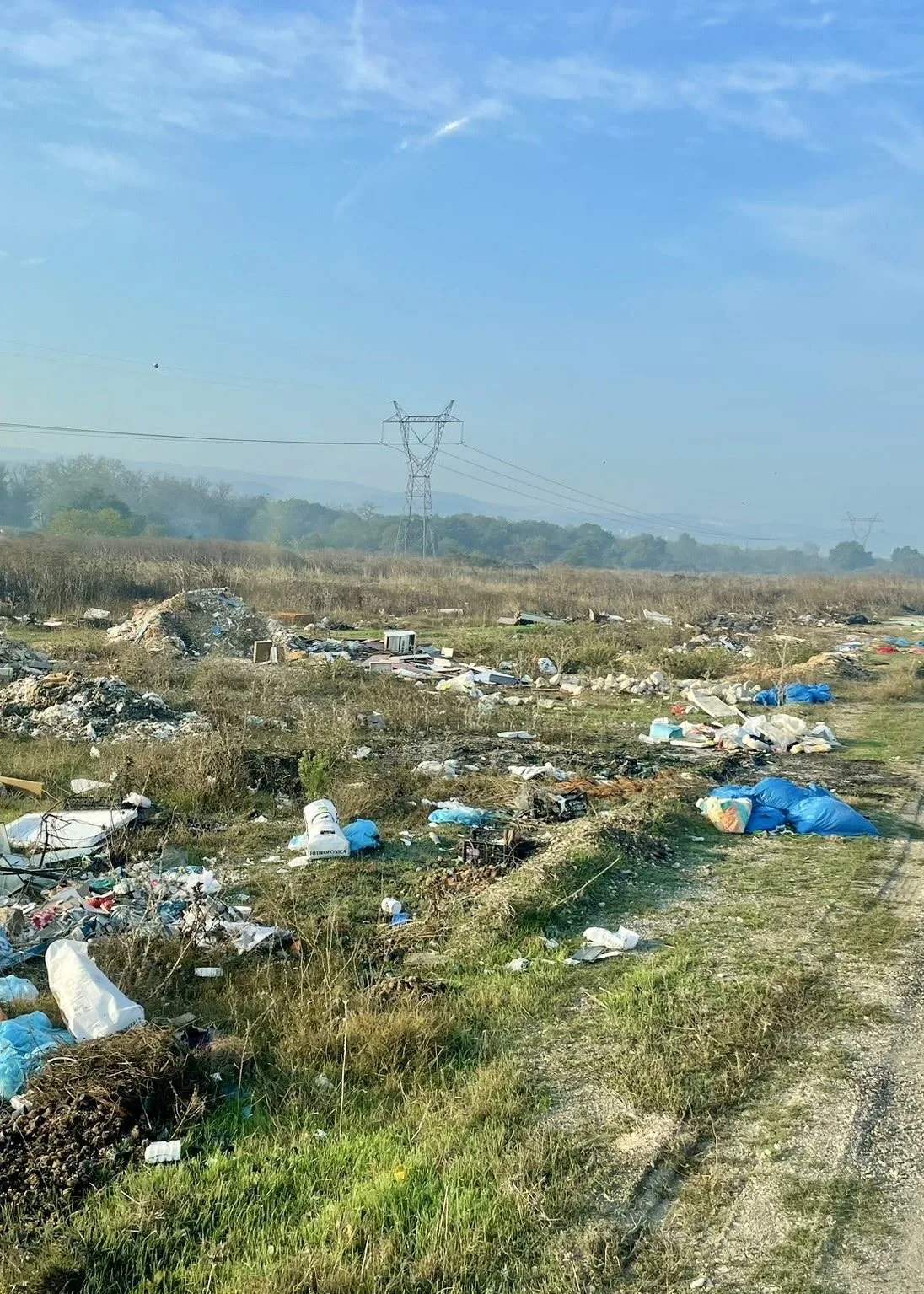 Nilüfer Belediyesi, Ürünlü Mahallesinde vatandaşları ihbarı ile gittiği bölgede, insanların