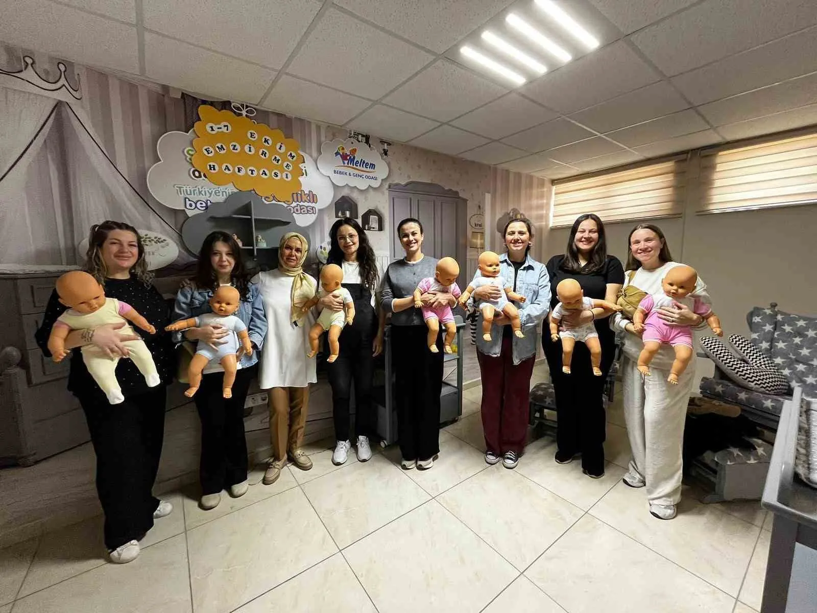 Eskişehir’de 1-7 Ekim tarihlerinde olan ’Normal Doğum Haftası’ kapsamında anne