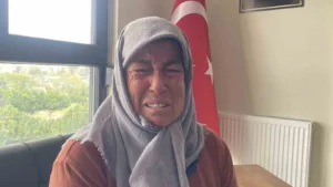 Antalya’da 26 yaşındaki gencin eski kız arkadaşının evinin önünde bıçaklanarak