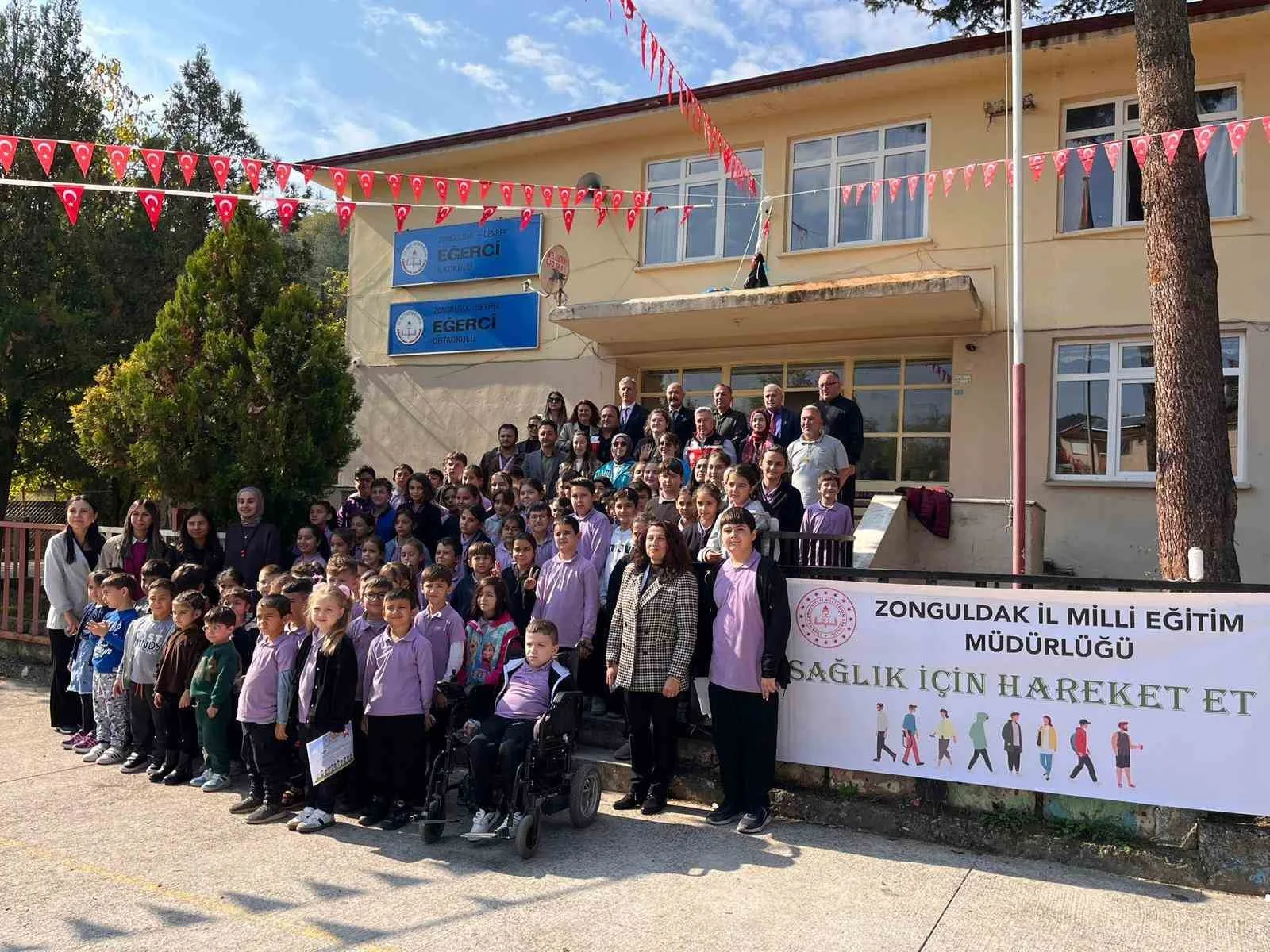 Zonguldak’ın Devrek İlçesi Eğerci Beldesinde eğitim gören İlkokul öğrencilerine “Sağlıklı
