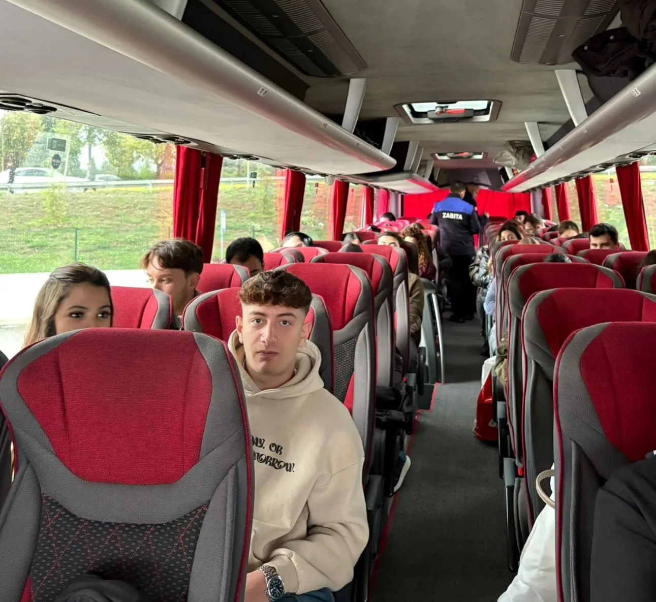 Gölcük Belediyesi, İstanbul ve Bursa’da öğrenim gören ilçeli üniversite öğrencilerine