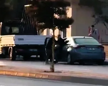 Denizli’de hakkında şikayetçi olan okul müdürünü silahla yaralayan şahıs, olayın