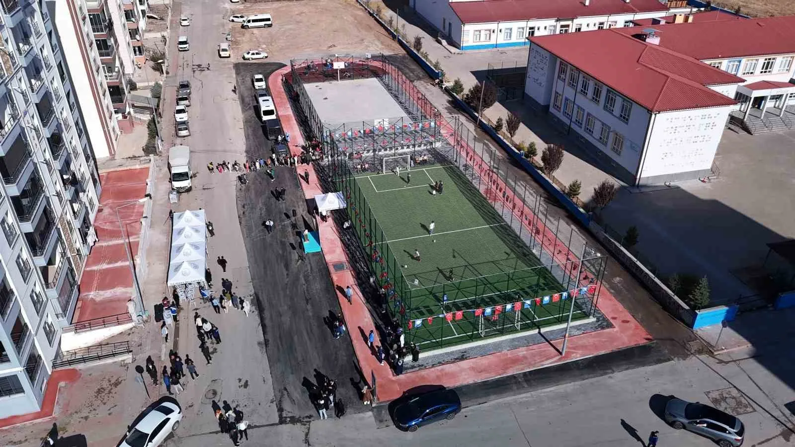 Sivas’ta boğazları kesilerek öldürülen ve ölümleri Türkiye’yi yasa boğan Melisa