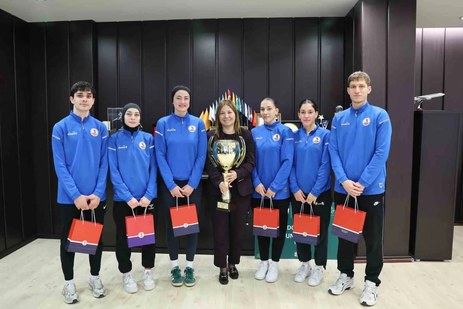 Ondokuz Mayıs Üniversitesi (OMÜ) Taekwondo Takımı Polonya’da düzenlenen Üniversiteler Dövüş
