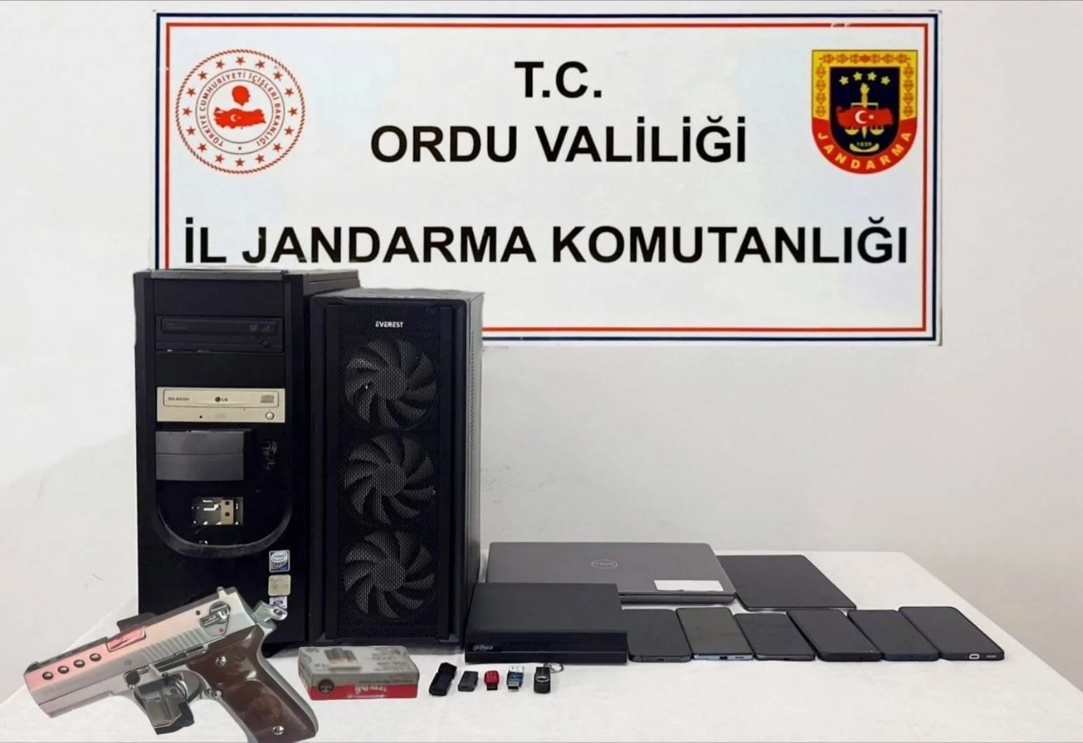 Ordu merkezli 6 ilde yapılan siber suç operasyonu kapsamında gözaltına