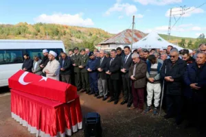 Ordu’da, geçirdiği kalp krizi sonucu hayatını kaybeden Kıbrıs Gazisi Cemal