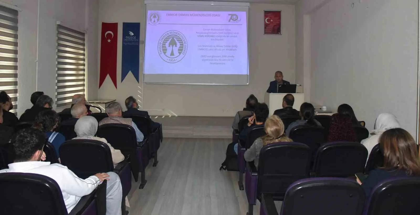 DÜZCE(İHA) – Düzce Üniversitesi Orman Fakültesi tarafından, öğrencileri sektör temsilcileriyle