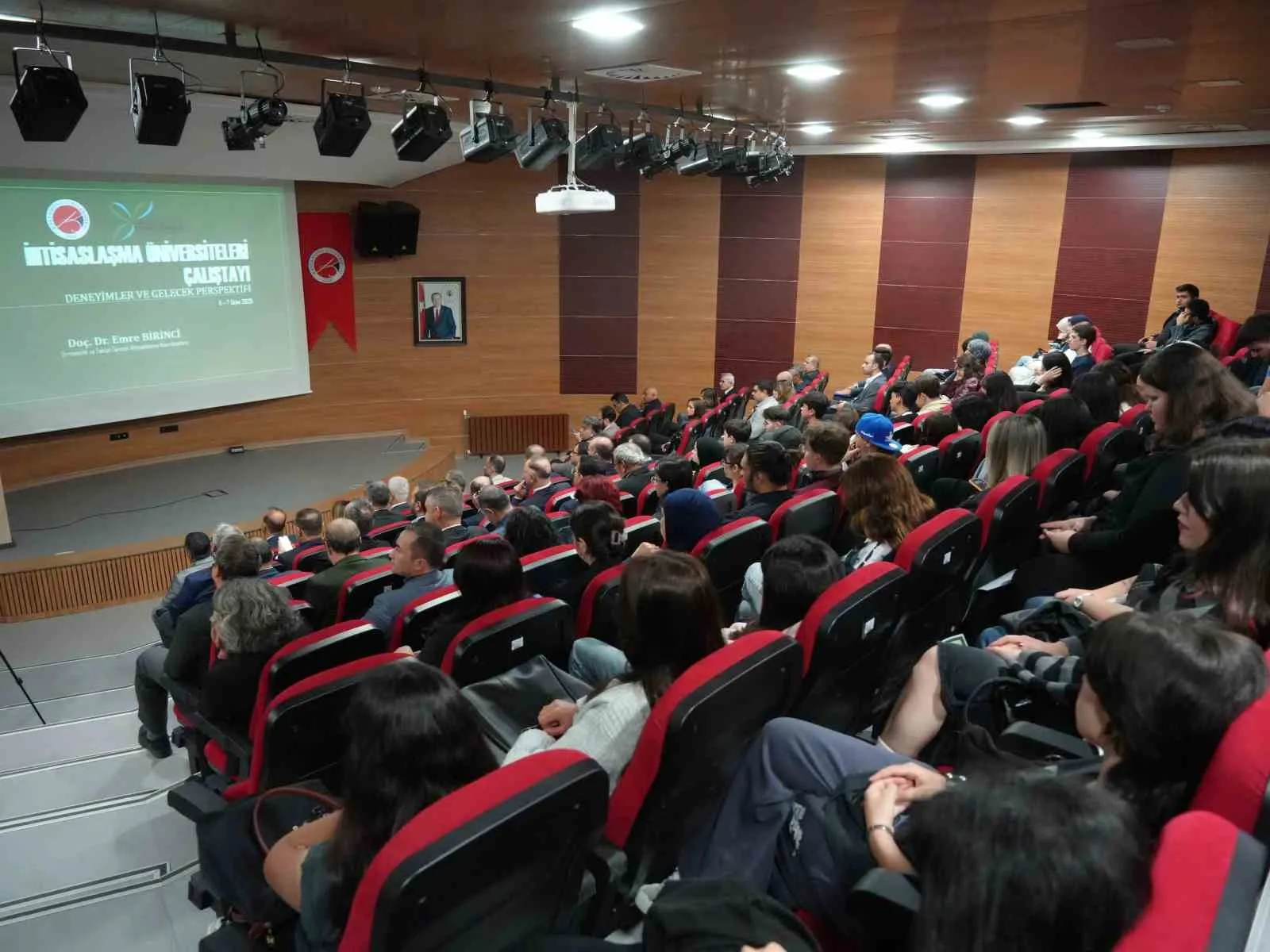 Ormancılık ve tabiat turizmi alanında ihtisaslaşan Kastamonu Üniversitesi, bu alanda