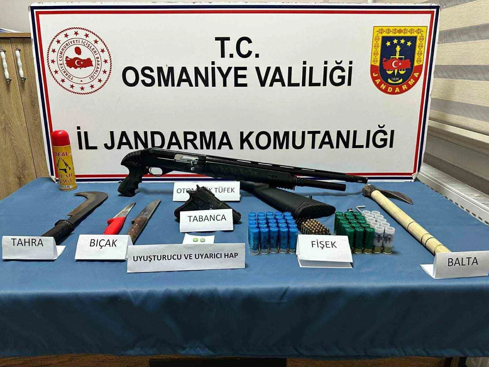 Osmaniye’de jandarma ekiplerince son bir haftada düzenlenen operasyonlarda 118 şüpheli