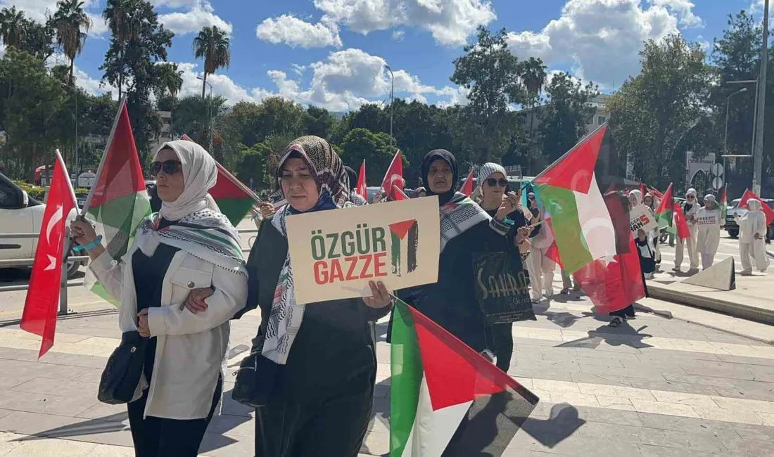 Osmaniye’de kadınlar, 81 ilde eş zamanlı düzenlenen “Gazze İçin Sessiz