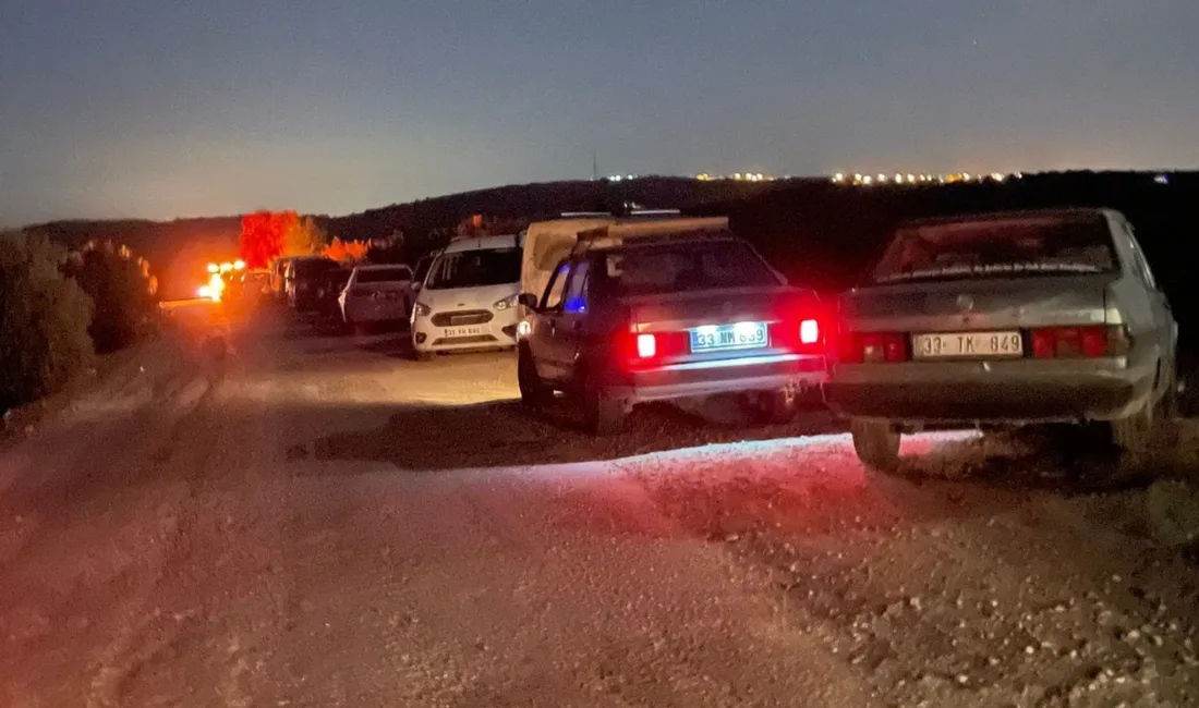 Mersin’in Tarsus ilçesinde devrilen otomobilin altında kalan 70 yaşındaki Hasan