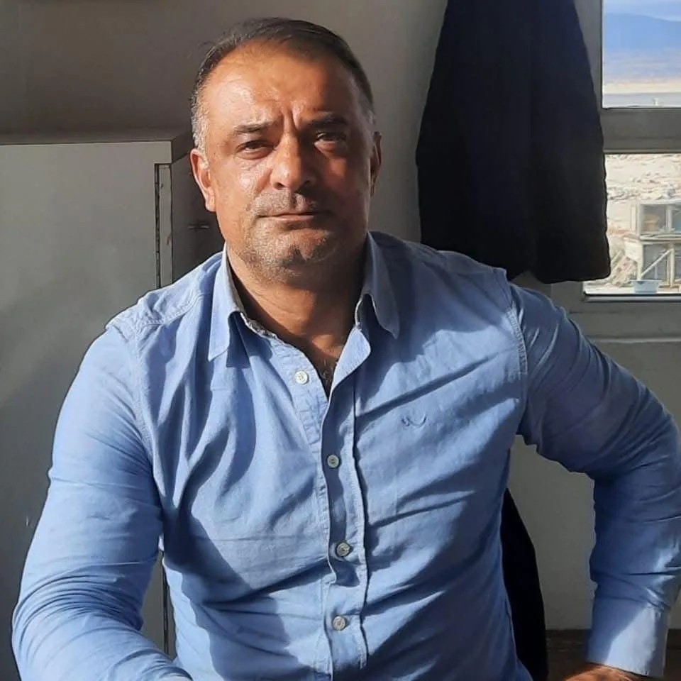 Burdur’da otomobiliyle seyir halindeyken fenalaşan sürücü, kaldırıldığı hastanede hayatını kaybetti.