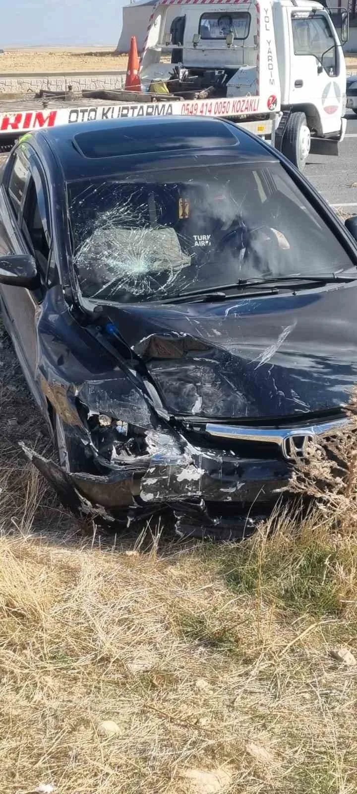 Nevşehir’in Kozaklı ilçesinde otomobil ile elektrikli aracın çarpıştığı kazada 1