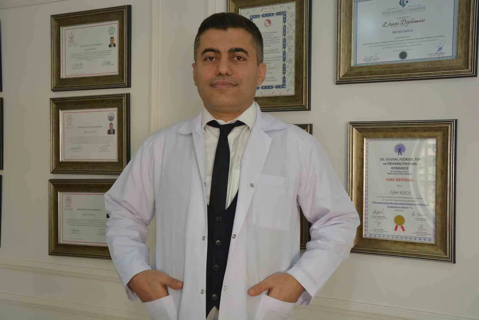 Fiziksel Tıp ve Rehabilitasyon Uzmanı Doç. Dr. İrfan Koca, ozon