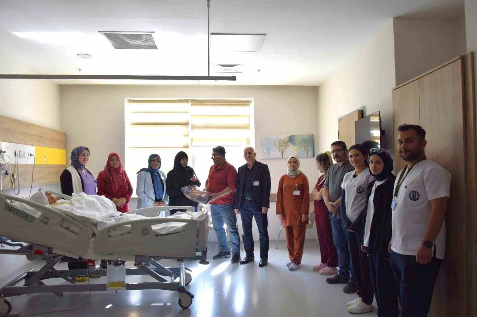 Bayburt Devlet Hastanesi yönetimi, Dünya Yaşlılar Günü dolayısıyla palyatif bakım