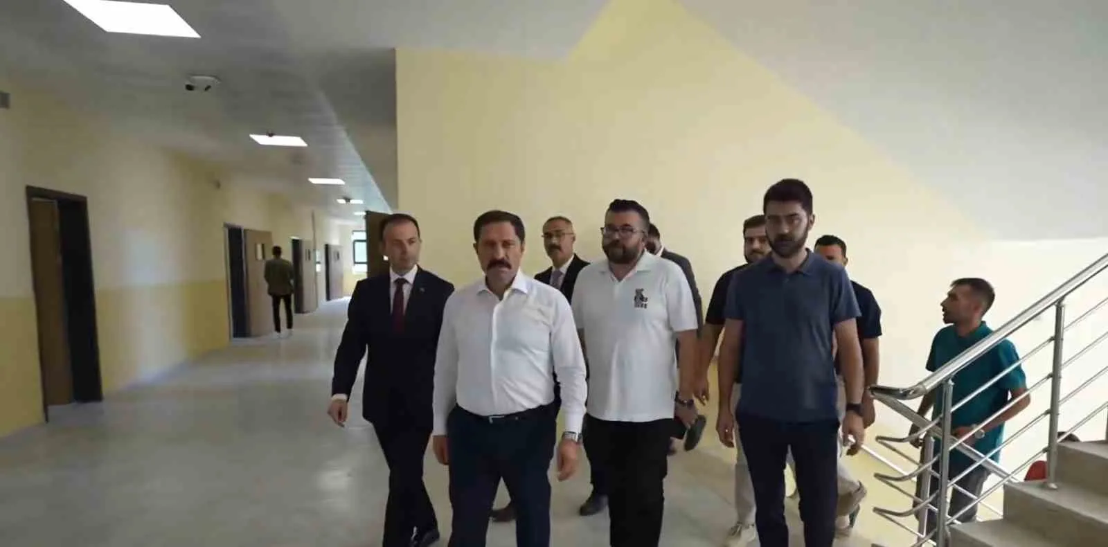 Hatay’ın Payas ilçesine inşa edilen 24 derslikli ilkokul ve 24