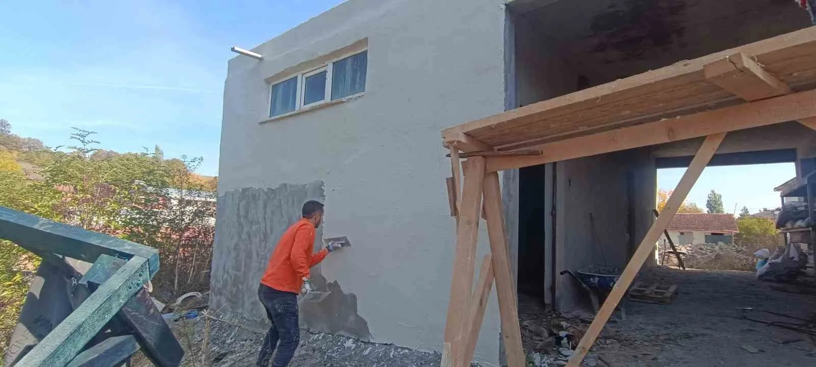 Bilecik’in Pazaryeri ilçesinde, Kaymakamlık öncülüğünde yürütülen Köylere Hizmet Götürme Birliği