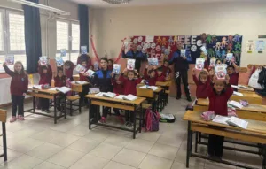Kütahya Emniyet Müdürlüğü ekiplerince, çocuklara erken yaşta güvenlik bilinci kazandırılması