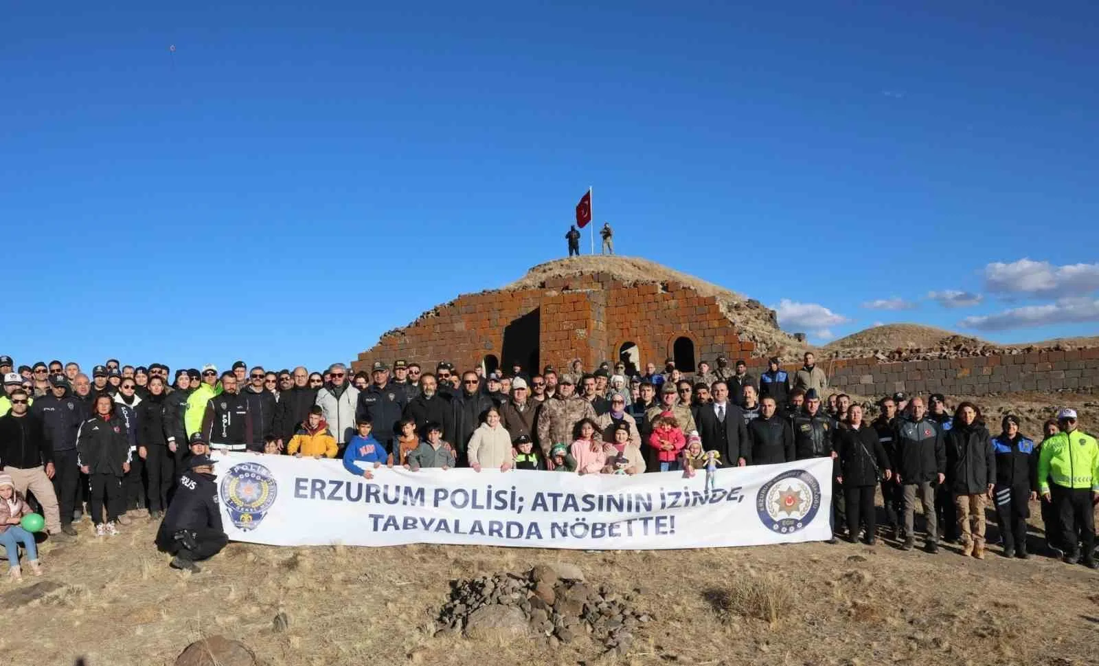 ‘Erzurum Tarihin İzinde Ecdada Vefa Projesi’ kapsamında Vali Mustafa Çiftçi