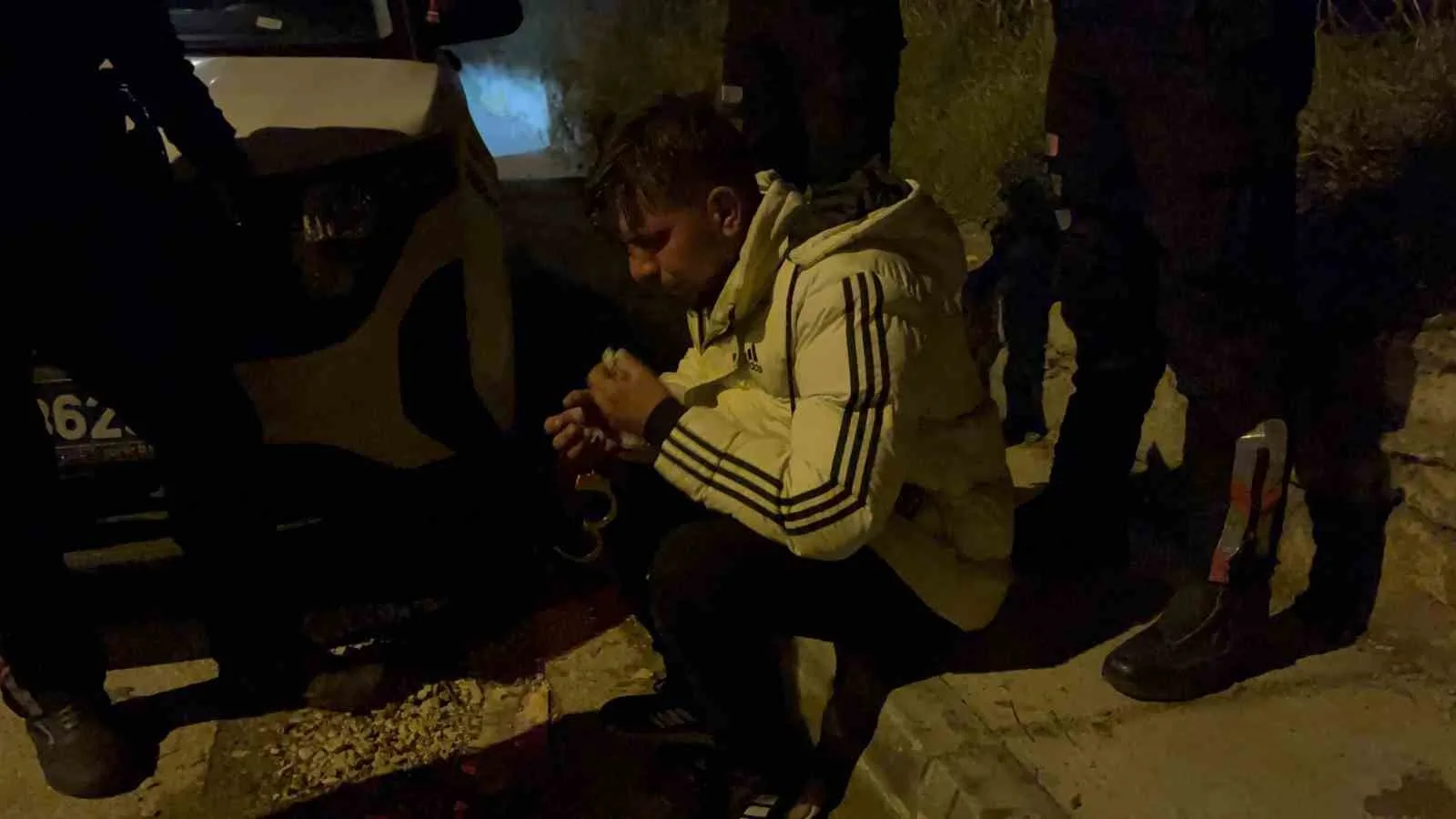 Eskişehir’de polisin ’dur’ ihtarına uyumayıp, trafiği tehlikeye atarak kilometrelerce kaçan