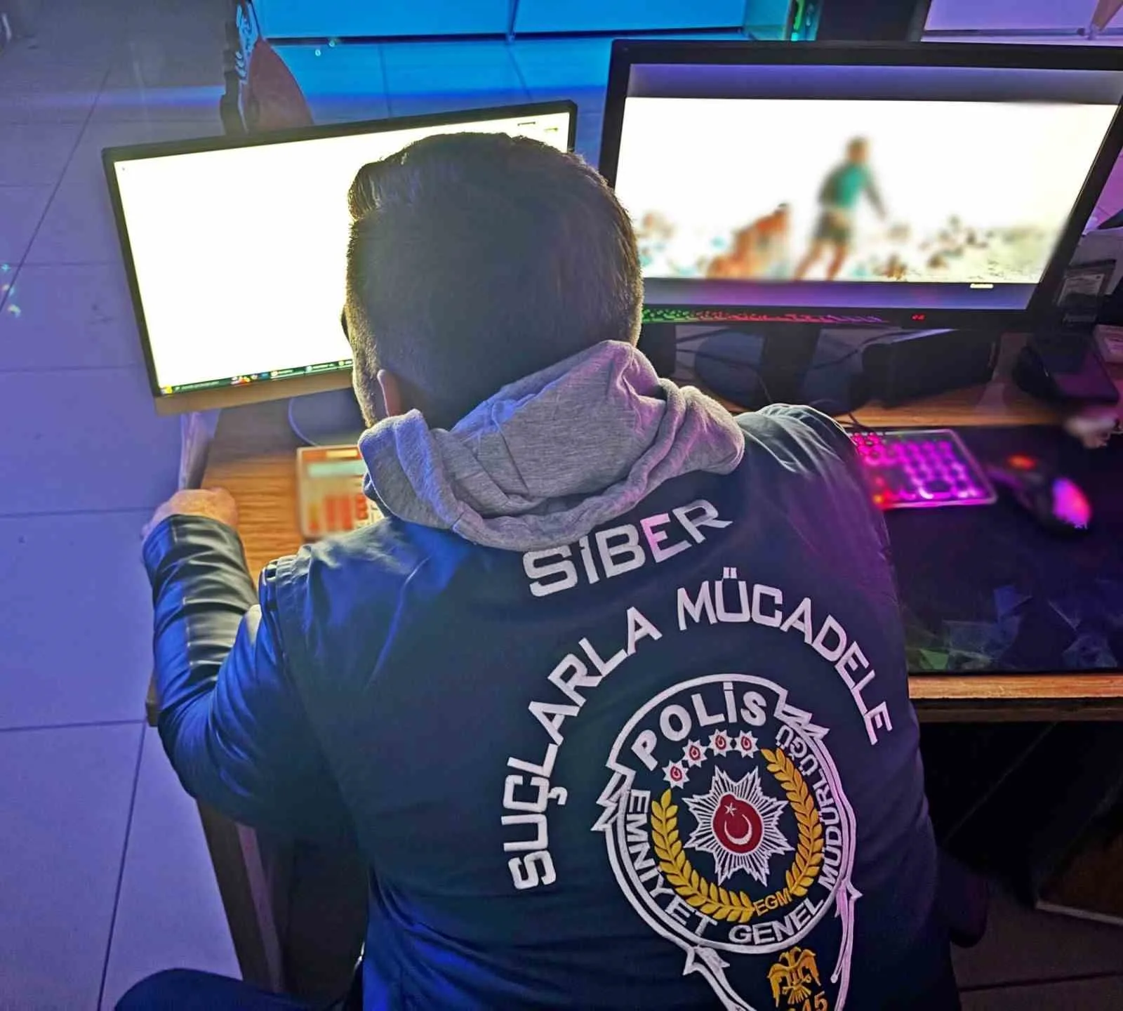 Afyonkarahisar’da polis tarafından yasa dışı bahis ve sanal kumarla mücadele