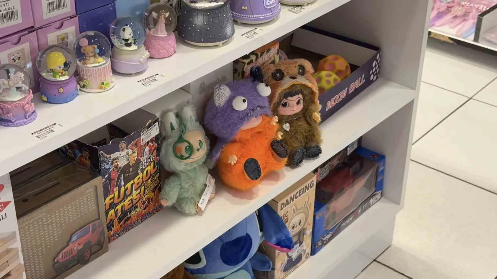 Tüm dünyada hızla yayılan ’Labubu’ oyuncağı çılgınlığı hırsızlığa dönüştü. Başakşehir’de