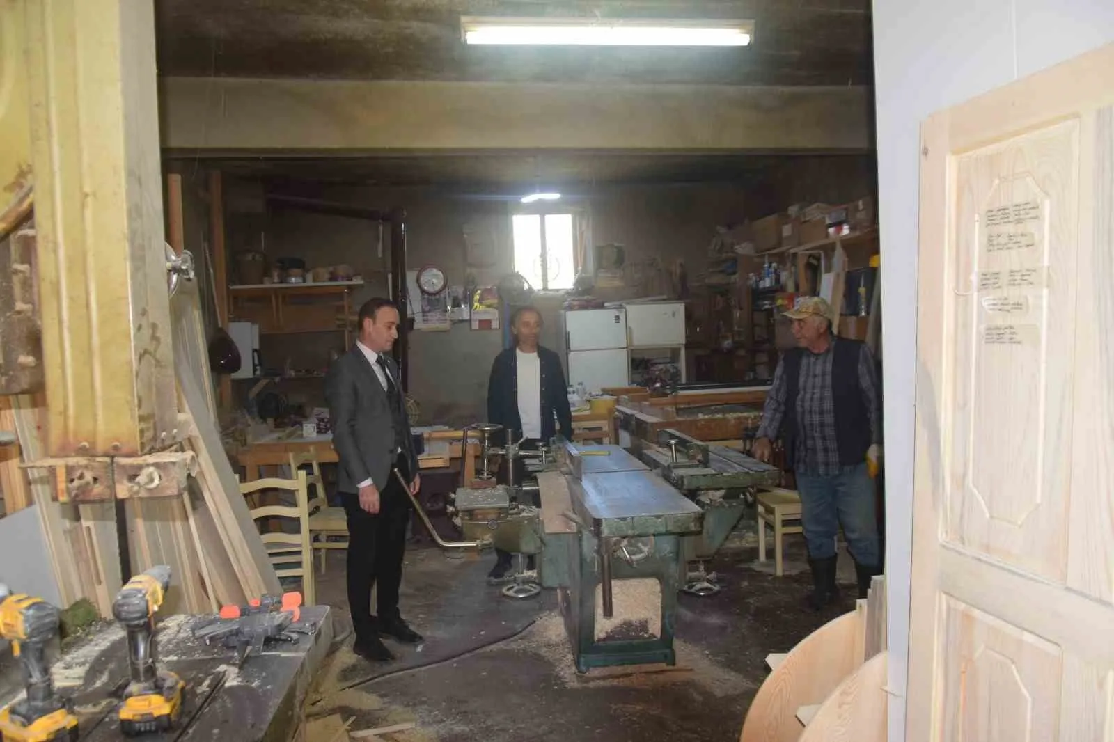 Posof kaymakamı Mehmet Fatih Kestioğlu, ilçeye bağlı köylerini ziyaretlerine devam