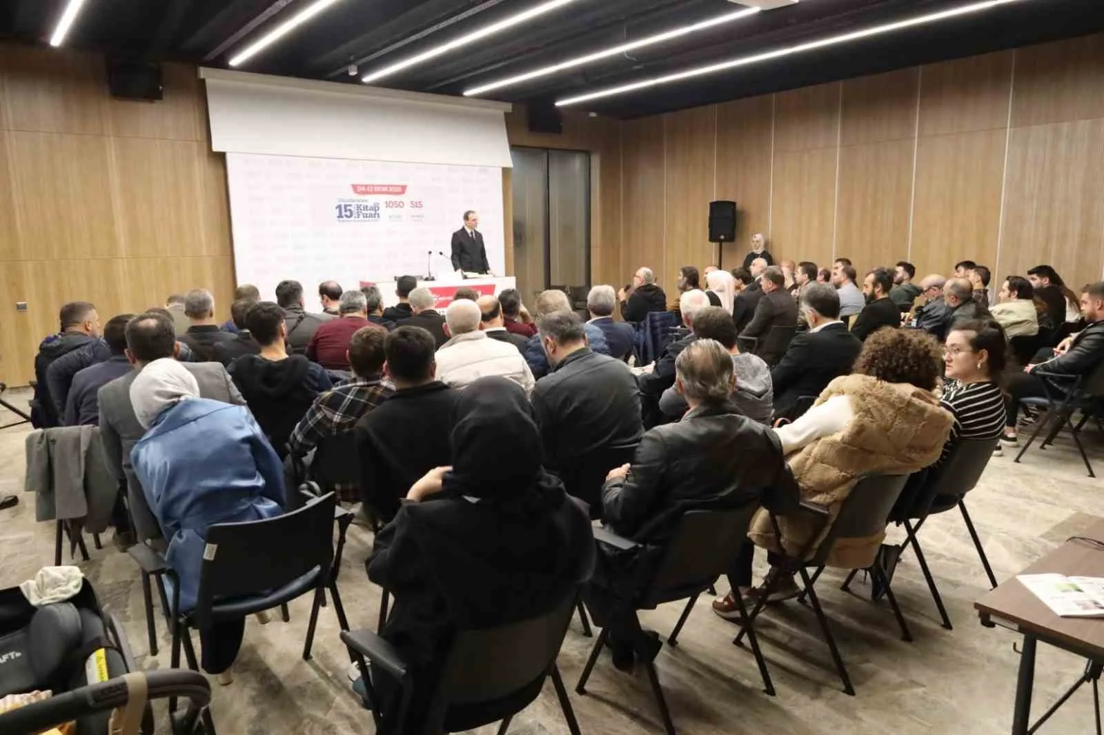 15. Uluslararası Kocaeli Kitap Fuarı’nda konuşan Prof. Dr. Abdulvahap Akıncı,