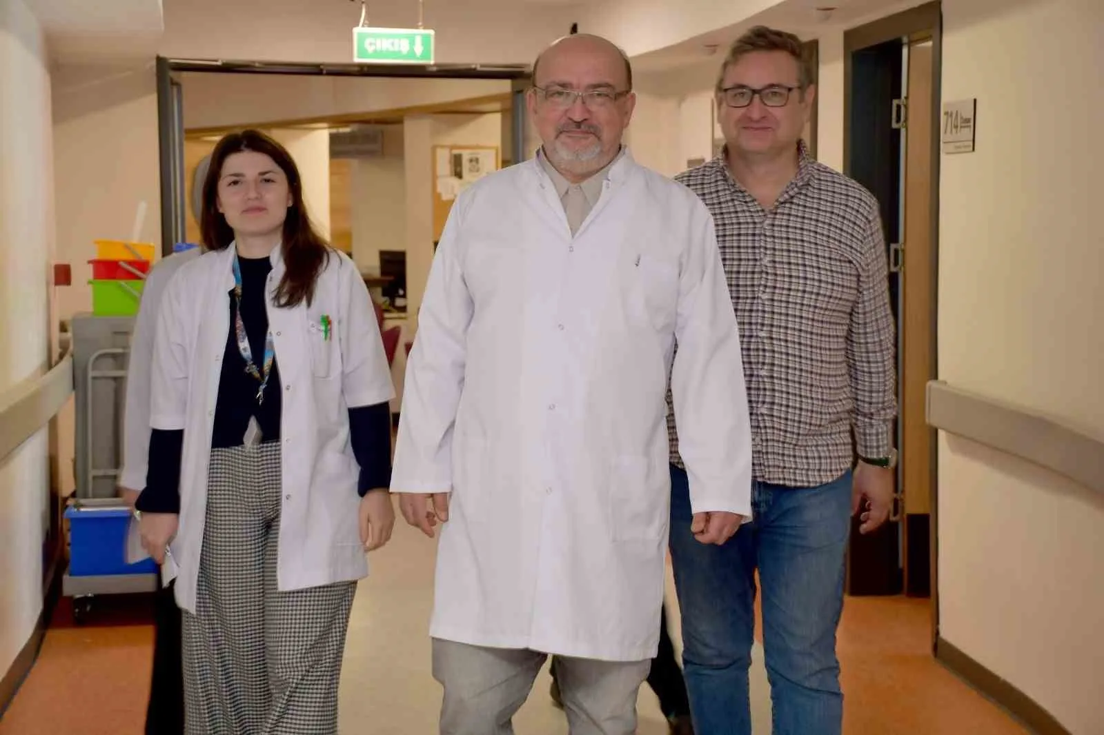 Prof. Dr. Ertuğrul Çakır, bel fıtığının toplumda oldukça sık görülen