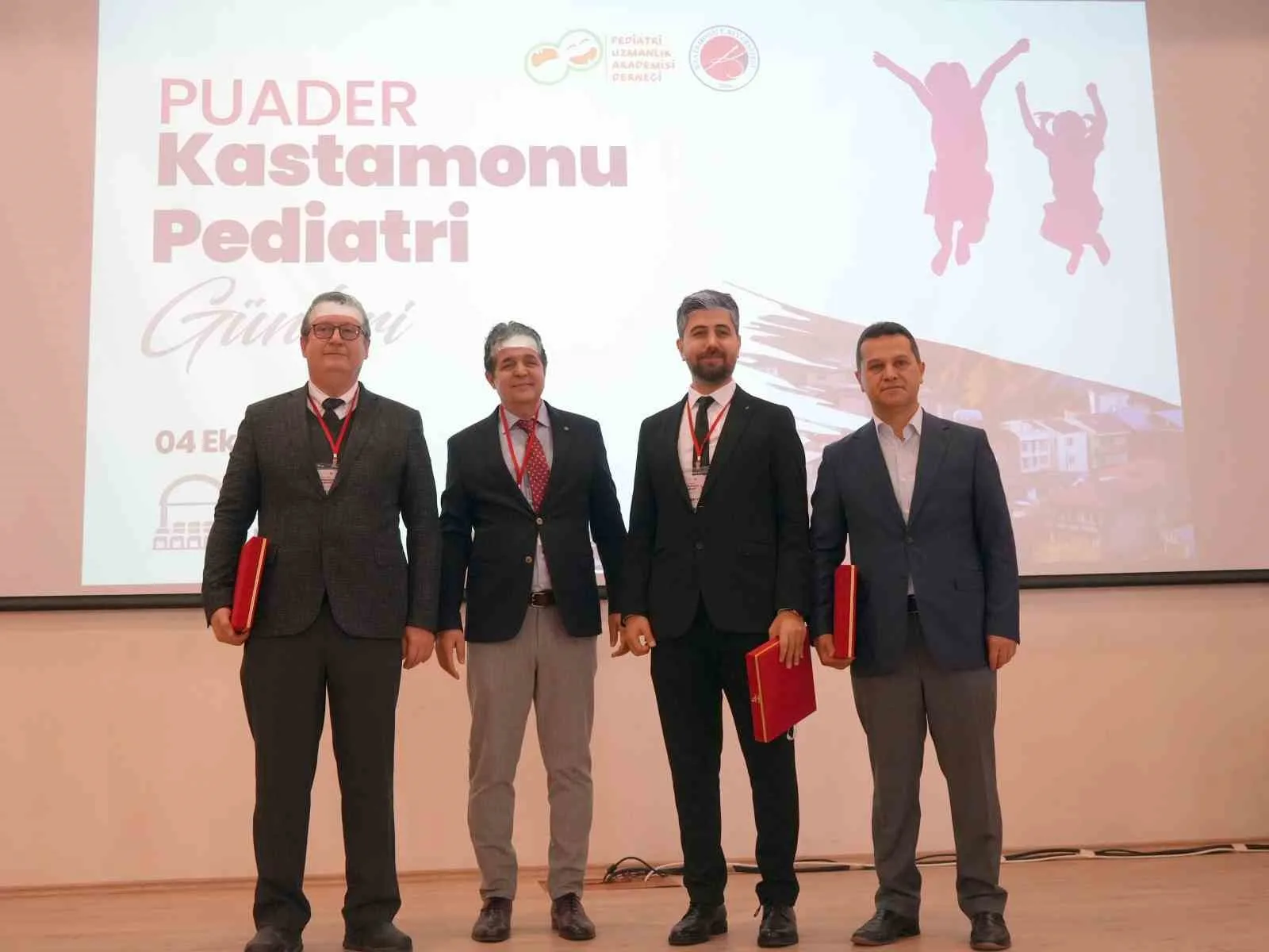 Kastamonu Üniversitesi Rektörü Prof. Dr. Ahmet Hamdi Topal, çocukların sağlığına