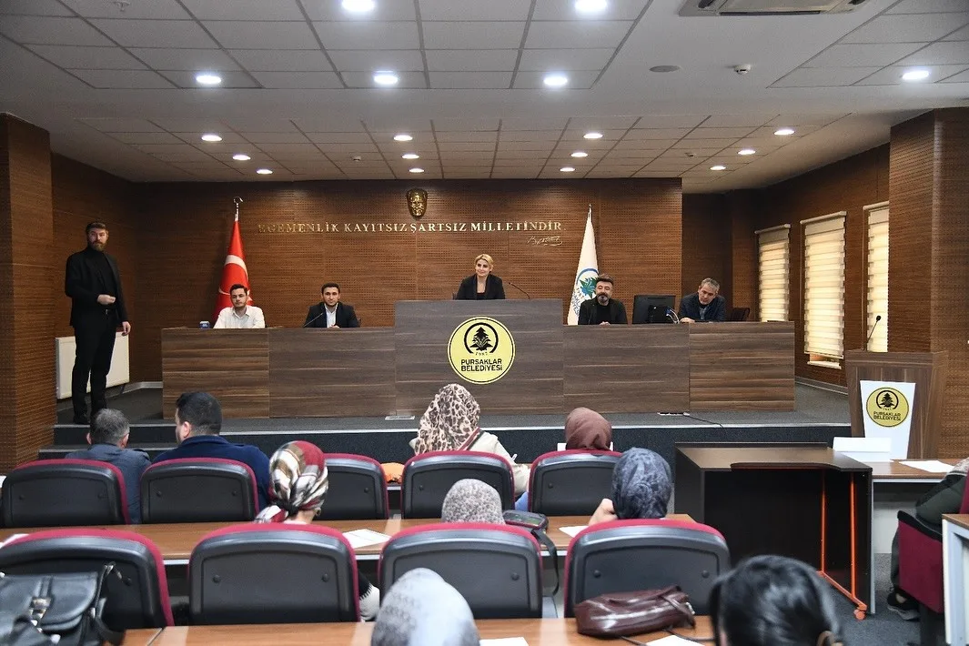 Pursaklar Belediyesi, istihdamı artırmak ve vatandaşlara iş bulma konusunda destek