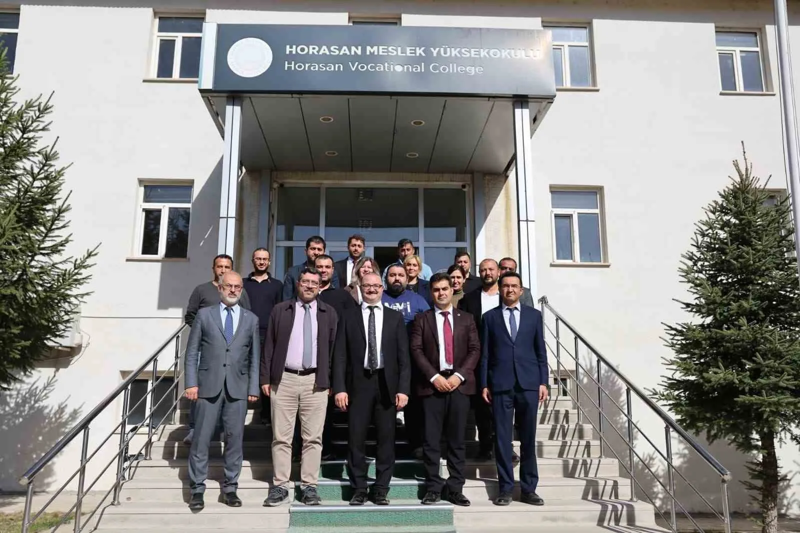 Atatürk Üniversitesi Rektörü Prof. Dr. Ahmet Hacımüftüoğlu, kurum içi değerlendirme