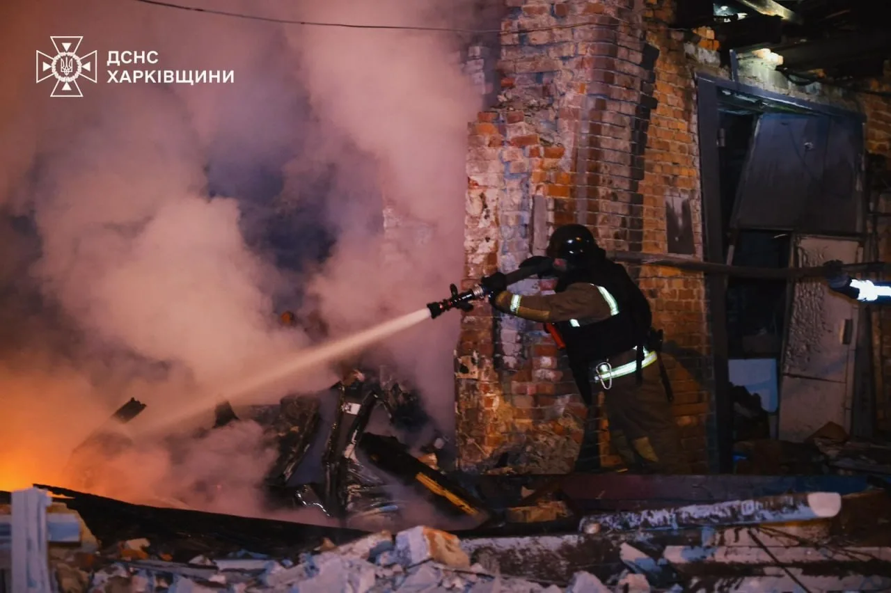 Rus kuvvetlerinin Ukrayna’nın ikinci büyük kenti Harkov’daki enerji altyapısına gece