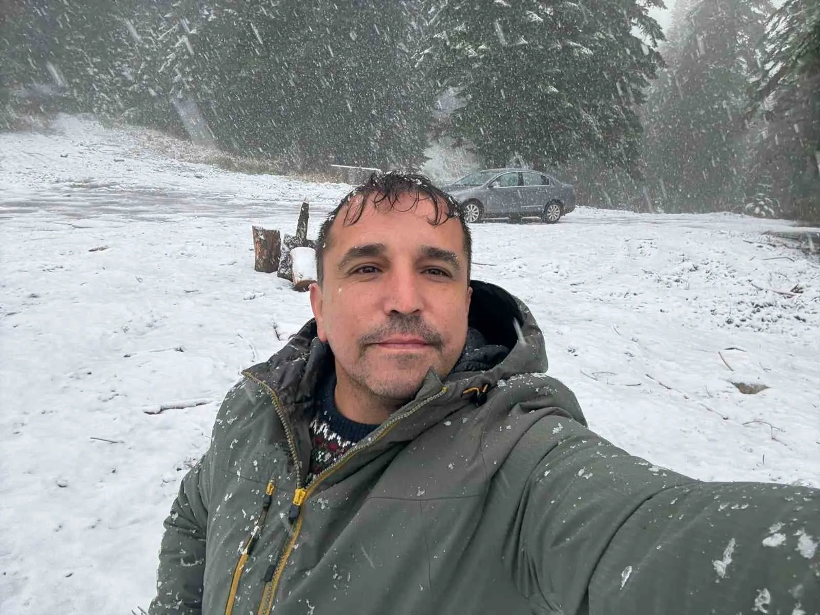 Karabük’ün Safranbolu ilçesinin yüksek kesimlerinde kar yağışı etkili oldu. Kent