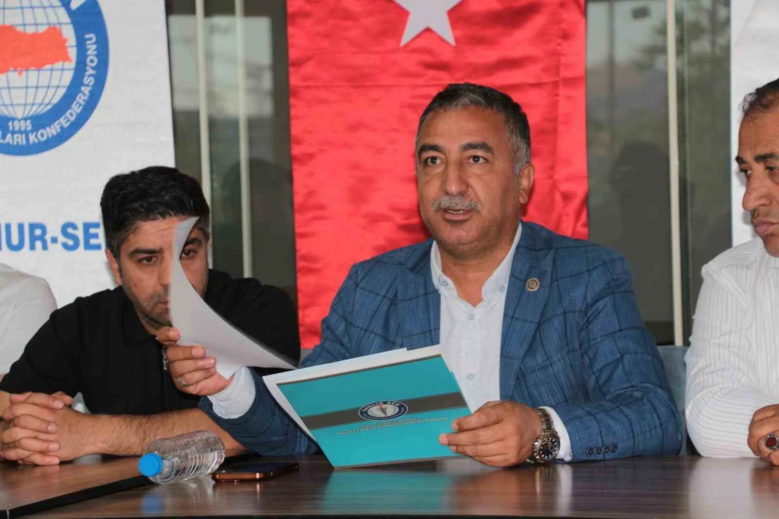 Sağlık-Sen Şırnak Şube Başkanı Sabgatullah Anmal, bankaların memur maaş promosyonları