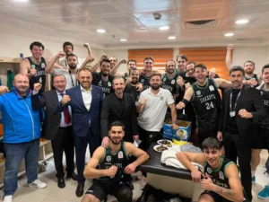Türkiye Erkekler Basketbol 2. Ligi’nin ikinci hafta mücadelesinde deplasmanda ABB