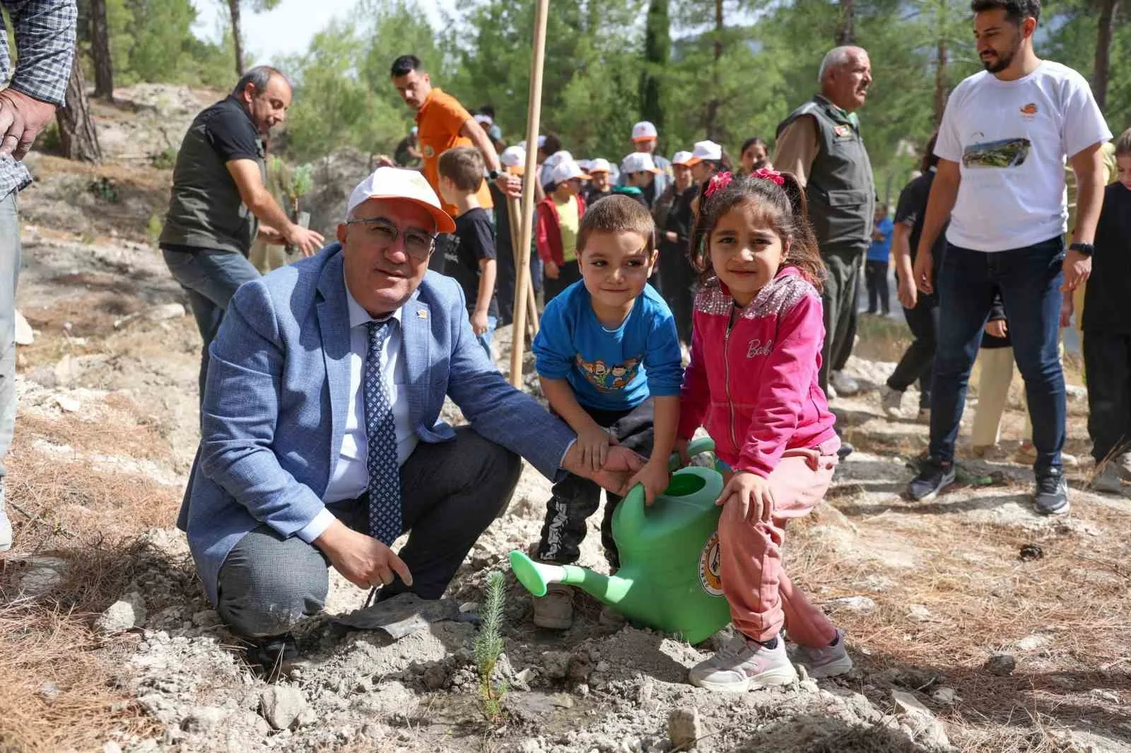 DENİZLİ (İHA) – Türkiye’nin doğal güzellikleriyle meşhur Sakin Şehri Çameli’nde