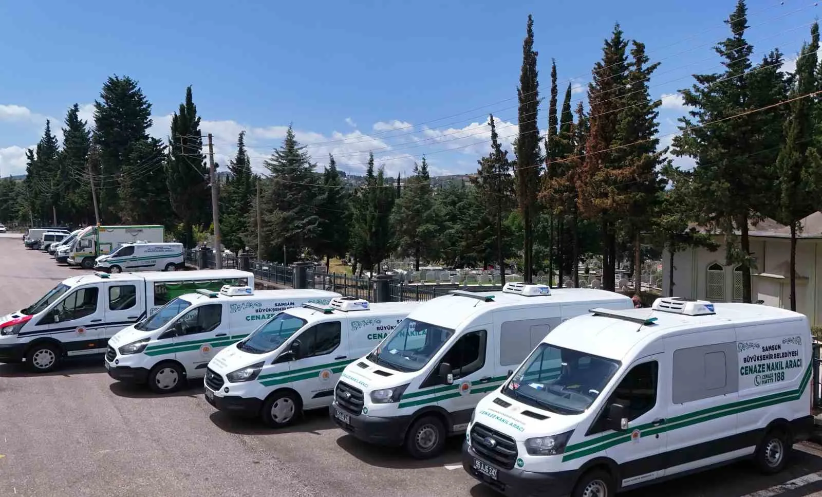 Samsun Büyükşehir Belediyesi, vatandaşların en zor günlerinde yanında olmayı sürdürüyor.