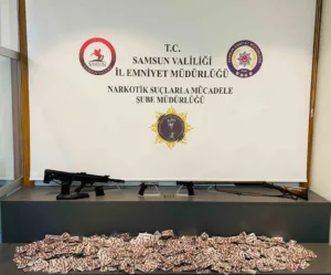 Samsun’un Atakum ilçesinde narkotik polisi tarafından düzenlenen operasyonda 10 bin