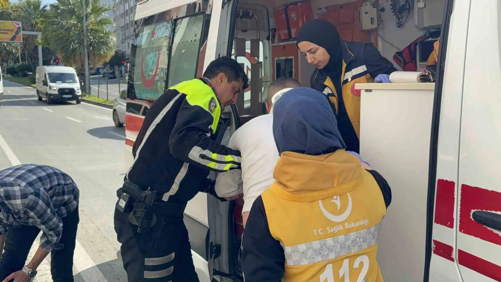 Samsun’un İlkadım ilçesinde motosikletin devrilmesi sonucu meydana gelen trafik kazasında