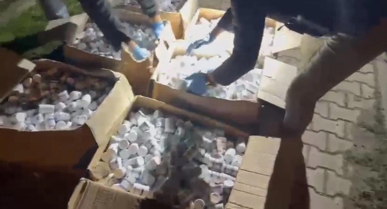 Samsun’da narkotik polisi tarafından düzenlenen uyuşturucu operasyonunda bir tırda yapılan