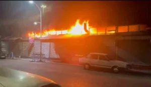 Şanlıurfa’da bir lokantada yangın çıktı. Yangında iş yeri kullanılamaz hale