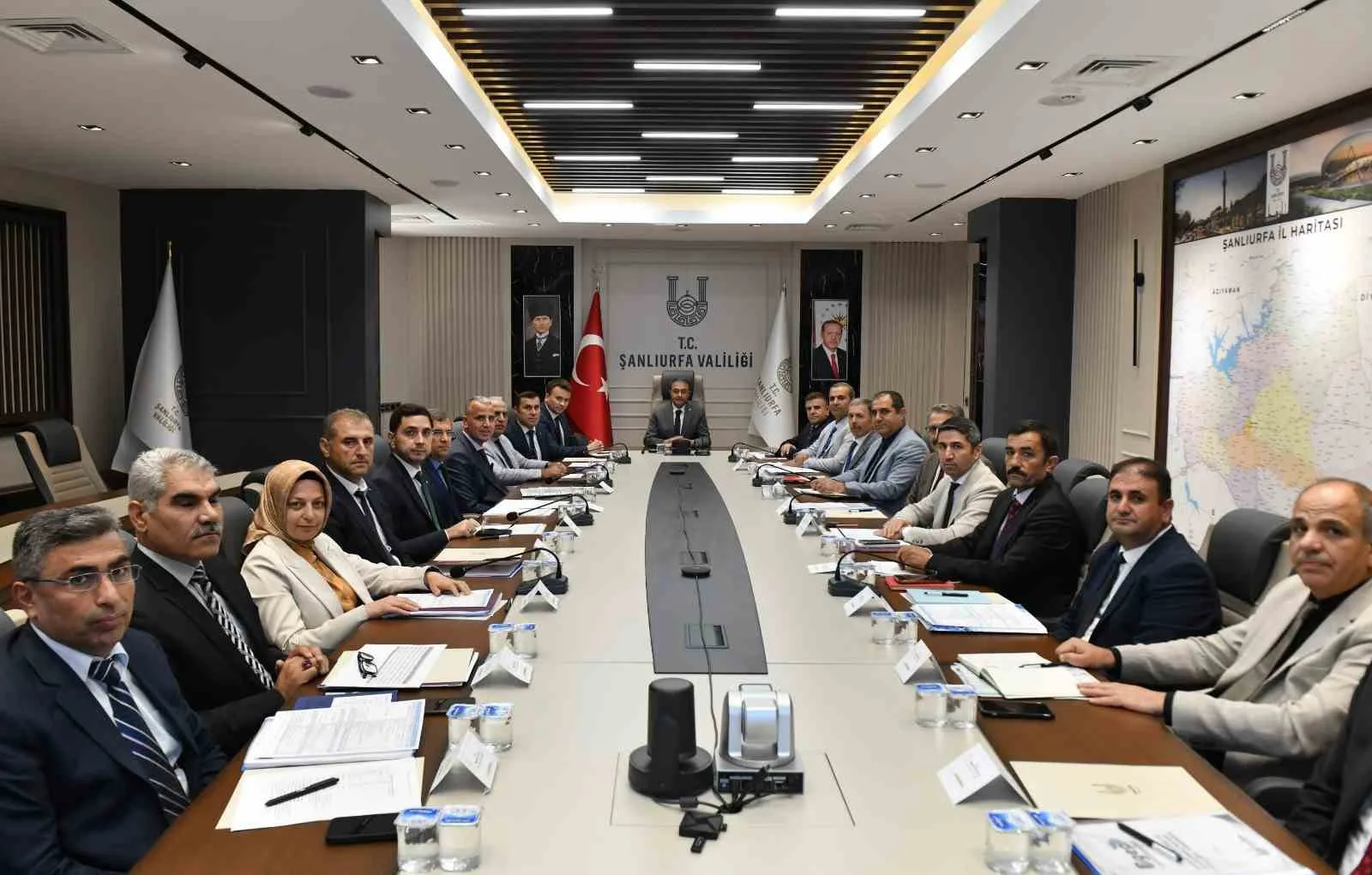 Şanlıurfa Valisi Hasan Şıldak başkanlığında düzenlenen toplantı ile kentteki eğitimin