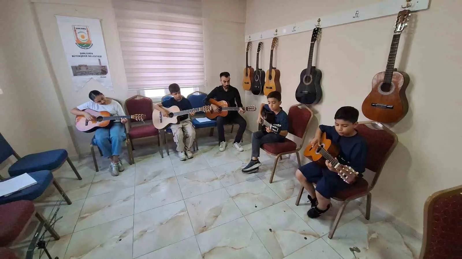 Şanlıurfa Büyükşehir Belediyesi, onlarca genci sanat ve kültür etkinliklerinin yer