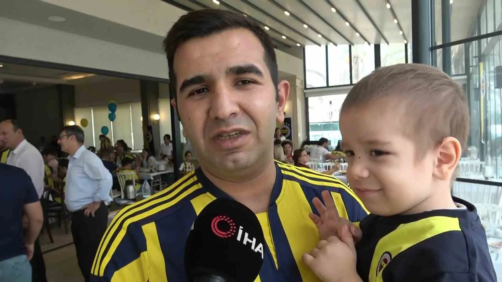 Hatay’da kanseri yenerek sağlığına kavuşan 3 buçuk yaşındaki Fenerbahçeli Tamer