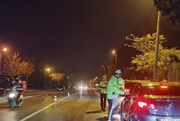 Muğla’nın Menteşe ilçesinde alkollü şekilde scooter kullanan şahsa 9 bin