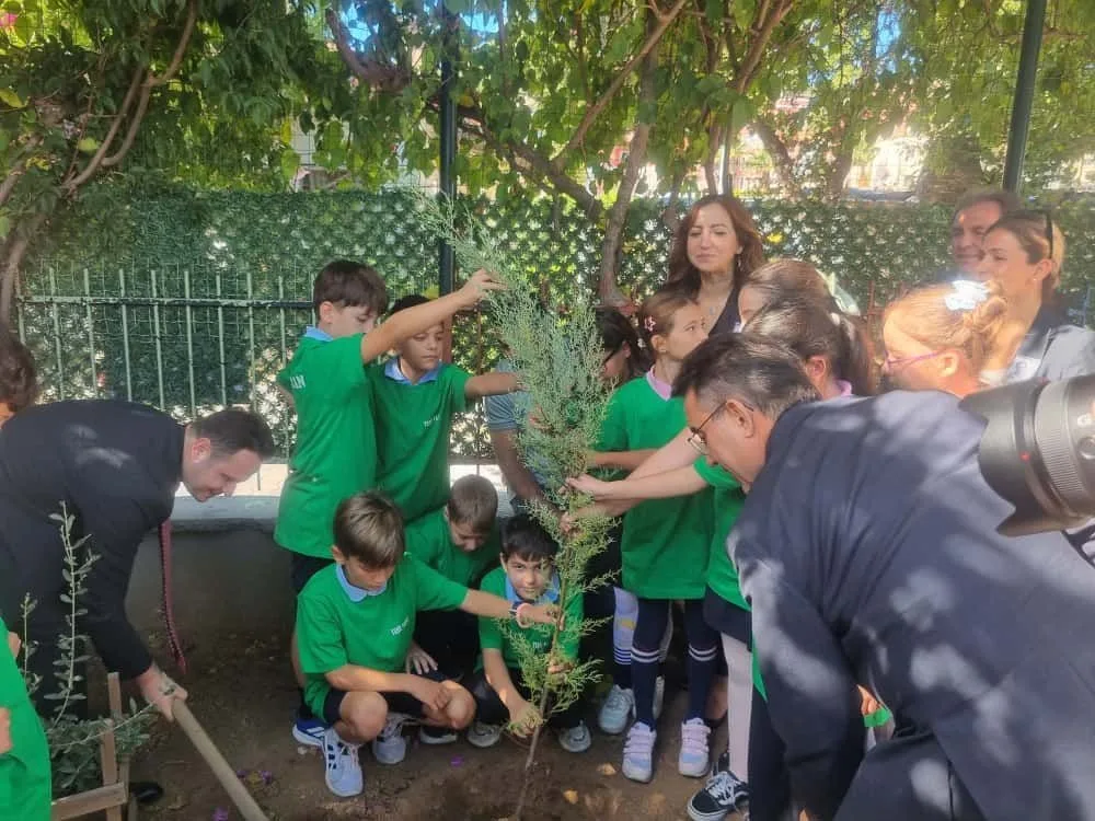 Muğla’nın Marmaris ilçesinde, Şehit Ahmet Benler anısına okulunda anlamlı bir