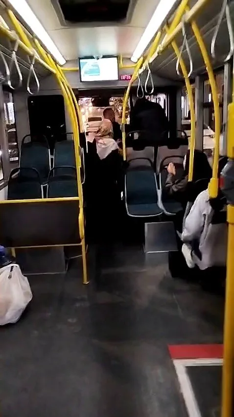 Sivas’ta özel halk otobüsü sürücüsü, yasal hakkını kullanarak otobüse ücretsiz