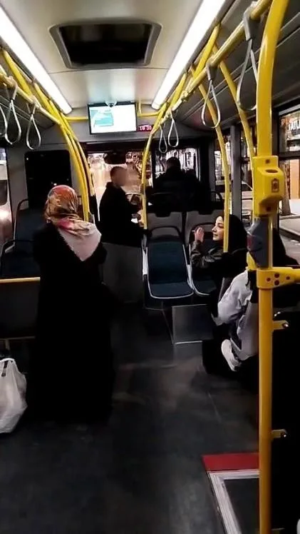 Sivas’ta özel halk otobüsü şoförü, yasal hakkını kullanarak otobüse ücretsiz