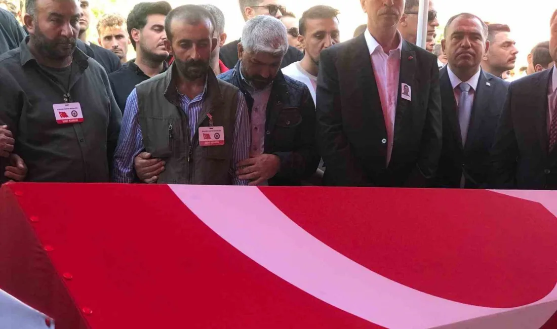 İzmir’in Balçova ilçesindeki polis merkezine düzenlenen silahlı saldırıda ağır yaralanan